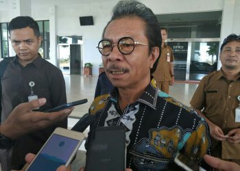 Ketua DPRD Kepri Jumaga Nadeak