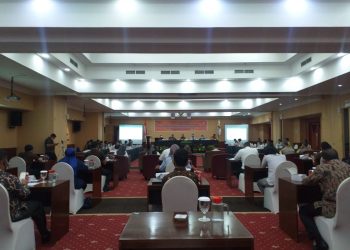 Suasana pada saat rapat pleno penetapan DPS Provinsi Kepri,f : mael/detak.media