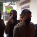 Tersangka korupsi BPHTB di BP2RD Tanjungpinang,  Yudi Ramdani, saat sampai di Mapolres Tanjungpinang, f : Mael/detak.media