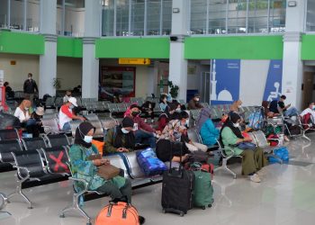 Suasana di ruang tunggu pelabuhan Sri Bintan Pura, f : mael/detak.media