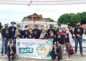 Laskar Melayu Serumpun Kota Tanjungpinang foto bersama seusai melakukan kegiatan kemasyarakatan,f : ist