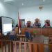 Terdakwa pembunuh janda, Hendra Saputra saat sidang di PN Tanjungpinang,  f : mael/detak.media