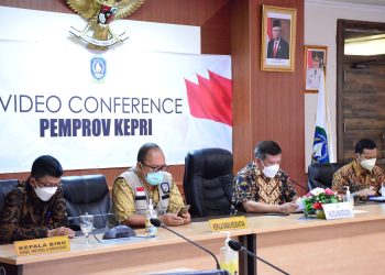 Satgas Covid-19 Provinsi Kepri bersama tim gugus tugas penanganan Covid-19 Tanjungpinang saat melakukan konfrensi Pers Terkait PPKM Darurat Tanjungpinang-Bintan, melalui zoom meeting, f : ist