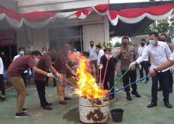 Pemusnahan barang bukti di Kejari Bintan, f : mael/detak.media