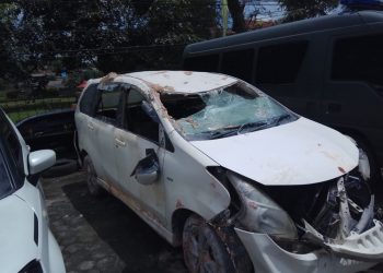 Mobil mikil Toke Besi Tanjungpinang yang hilang 20 hari lalu ditemukan di Danau Biru Bintan, saat ini berada di Mapolres Tanjungpinang, f : ist