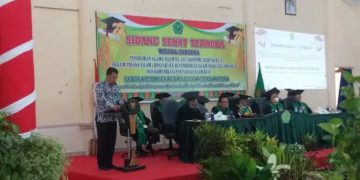 Bupati Natuna, Wan Siswandi saat memberikan sambutan pada wisuda STAI Natuna, f : Zaki/detak.media