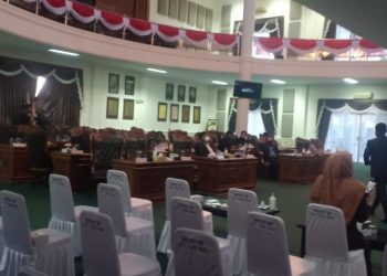 Suasana sidang paripurna hak angket DPRD Tanjungpinang, f : ist