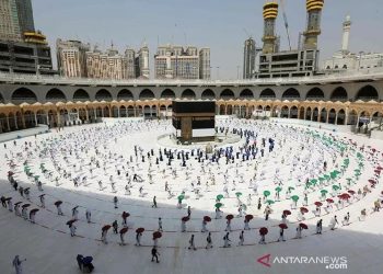 Arsip Foto - Suasana pelaksanaan ibadah haji pada 29 Juli 2020 di Kota Mekkah, Arab Saudi. Pandemi COVID-19 membuat Pemerintah Arab Saudi membatasi pelaksanaan ibadah haji hanya bagi jamaah domestik dua tahun lalu. (ANTARA/REUTERS/Saudi Ministry of Hajj)