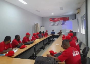 DM - Kementerian Sosial mengikutsertakan 16 pemuda Papua dalam loka karya pelatihan pengenalan dasar motor listrik dipusatkan di Departemen Teknik Robotic Kampus Institut Teknologi Sepuluh Nopember Surabaya (ITS).