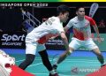 Ganda putra Indonesia Leo Rolly Carnando/Daniel Marthin saat menghadapi ganda putra asal China He Ji Ting/Zhou Hao Dong Jumat (15/7/2022, 5:32 PM). Nomor ganda putra Indonesia mencetak sejarah dengan menampilkan babak semifinal yang diramaikan oleh empat pasangan pada turnamen bulu tangkis BWF Super 500 Singapore Open 2022, Sabtu (16/7/2022). ANTARA/Twitter/@INABadminton/pri.