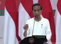 Presiden Jokowi serahkan NIB bagi pelaku UMK perseorangan, di GOR Toware, Kabupaten Jayapura, Papua, Rabu (31/08/2022). (Sumber : Tangkapan Layar)