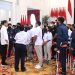 Presiden Jokowi menerima pengurus PSAI dan para atlet serta pelatih timnas sepak bola amputasi, di Istana Negara, Jakarta, Rabu (21/09/2022). (Foto: BPMI Setpres/Kris)