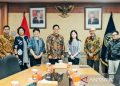 Wakil Menteri Pariwisata dan Ekonomi Kreatif/Wakil Kepala Badan Pariwisata dan Ekonomi Kreatif Angela Tanoesoedibjo (tiga kanan) saat bertemu dengan jajaran direksi PFN di Jakarta pada Kamis. ANTARA/HO.