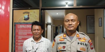 Kapolsek Tanjungpinang Barat, AKP Donris (kanan) dan Kanit Reskrim, Ipda Pepen (kiri), foto : Mael/detak.media
