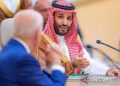 Putra Mahkota Saudi Mohammed bin Salman (kanan) (16/7/2022). ANTARA FOTO/Bandar Algaloud/Courtesy of Saudi Royal Court/Handout via REUTERS /aww.