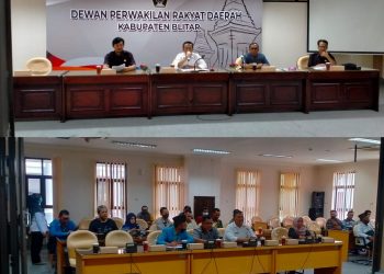 DPRD Komisi I Kabupaten Blitar, saat gelar hearing dengan masyarakat Desa Sidorejo, foto : Dani ES/detak.media