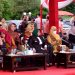 Walikota Tanjungpinang, Rahma (Hijab Hijau) saat Menghadiri Upacara Hut TNI ke 77, foto : ist