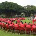 Menpora Zainudin Amali saat mendampingi Presiden Jokowi memberikan bonus kepada para atlet ASEAN Paragames XI Surakarta Tahun 2022, di halaman depan Istana Merdeka, Jakarta, Senin (28/11/2022) pagi. (Foto: Humas Setkab/Agung)