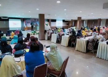 100 pelaku IKM saat mengikuti pelatihan digital literasi di Hotel Bintan Plaza Tanjungpinang, foto : Mael/detak.media