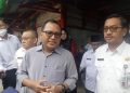 Kepala Perwakilan BI Kepri Didampingi Sekda Natuna saat Sidak di Pasar Ranai (foto : istimewa)