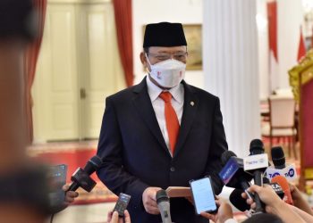 UKP Pengentasan Kemiskinan dan Ketahanan Pangan Muhamad Mardiono memberikan keterangan pers usai dilantik Presiden, Rabu (23/11/2022), di Istana Negara, Jakarta. (Foto: Humas Setkab/Jay)