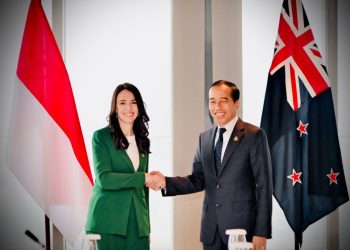 Presiden Jokowi melakukan pertemuan bilateral dengan Perdana Menteri Selandia Baru Jacinda Ardern di Hotel Kimpton Maa-Lai, Bangkok, Jumat (18/11/2022) pagi. (Foto: BPMI Setpres/Laily Rachev)