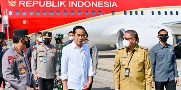 Presiden Jokowi melakukan kunjungan kerja ke Pontianak, Kalbar, Selasa (29/11/2022). (Foto: BPMI Setpres/Laily Rachev)