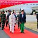 Presiden Jokowi tiba di Bandara Banyuwangi, Jatim, Senin (09/01/2023). (Foto: BPMI Setpres/Laily Rachev)