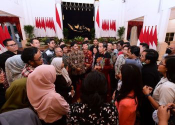 Presiden Jokowi bersilaturahmi dengan wartawan Istana Kepresidenan, Selasa (10/01/2023), di Istana Negara, Jakarta. (Foto: BPMI Setpres)