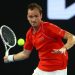 Petenis Rusia Daniil Medvedev saat pertandingan putaran pertama Australian Open di Melbourne 16 Januari 2023. (ANTARA/REUTERS/CARL RECINE)