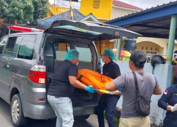 Jasad FN saat Dievakuasi Tim Inavis Polresta Tanjungpinang, foto: ist