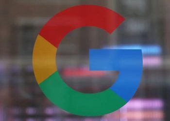 Logo Google terlihat di depan Google Store Chelsea di New York, Amerika Serikat. Foto diambil 20 Januari 2023. (REUTERS/SHANNON STAPLETON)