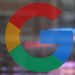Logo Google terlihat di depan Google Store Chelsea di New York, Amerika Serikat. Foto diambil 20 Januari 2023. (REUTERS/SHANNON STAPLETON)