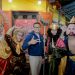 Menparekraf,  Sandiaga Uno, saat mengunjungi kawasan pecinan Kampung Ketandan di Jalan Malioboro, Yogyakarta, Kamis (2/2) malam, foto: kemenparekraf.go.id