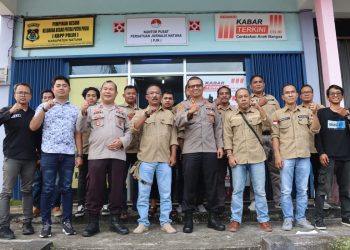 Poto bersama, Kapolres Natuna didampingi Waka Polres dan Kasi Humas serta dengan Ketua PJN beserta anggota