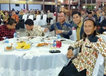 Tampak sejumlah anggota DPRD Natuna saat menghadiri malam temu ramah dengan Kajari Natuna (foto : ist)