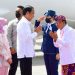 Presiden Jokowi dan Ibu Iriana tiba di Bandara Internasional I Gusti Ngurah Rai, Kabupaten Badung, Senin (13/03/2023) disambut oleh Gubernur Bali I Wayan Koster beserta istri. (Foto: BPMI Setpres/Muchlis Jr)