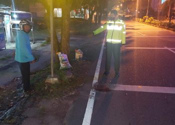 Personel Satlantas Polresta Tanjungpinang saat Melakukan olah Tempat Kejadian Perkara, foto: ist