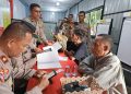 Keluarga Korban saat Mencari Informasi di Posko Ketupat 2023, foto: Mael/detak.media