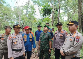 Polresta Tanjungpinang Bersama FKPD setempat saat Meninjau Hutan Lindung, foto: Mael/detak.media