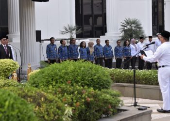 Upacara Harkitnas ke-115 di lingkungan lembaga kepresidenan, Senin (22/05/2023), di lapangan Kementerian Sekretariat Negara, Jakarta. (Foto: Humas Setkab/Rahmat)