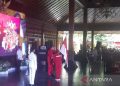 Menteri Pemuda dan Olahraga (Menpora) RI Dito Ariotedjo pada pelepasan Kontingen Indonesia untuk mengikuti ASEAN Para Games di Balai Kota Surakarta, Senin (29/5/2023). ANTARA/Aris Wasita