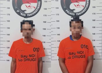 Dua Pelaku usai Diringkus Tim Satnarkoba Polresta Tanjungpinang, foto: ist