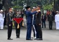 Presiden Jokowi lantik perwira muda TNI-Polri, di Halaman Istana Merdeka, Jakarta, Rabu (26/07/2023). (Foto: Humas Setkab/Jay)