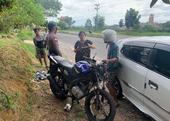 Polisi saat Mengolah TKP Tempat Kejadian Kecelakaan, foto: ist