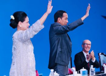 Presiden Jokowi dan Ibu Iriana menghadiri upacara pembukaan Chengdu 2021 FISU World University Games, di Dong’an Lake Sports Park Stadium, Chengdu, RRT, Jumat (28/07/2023) malam. (Foto: BPMI Setpres/Muchlis Jr)