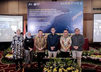 Menparekraf Sandiaga Salahuddin Uno usai membuka kegiatan FGD Penyusunan Rencana Induk Destinasi Pariwisata Nasional (RIPDN) Destinasi Pariwisata Prioritas Morotai, Bekasi, (10/8/2023), foto: ist/kemenag.go.id