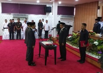 Pengucapan sumpah/janji Pengganti  Antara Waktu (PAW) Anggota DPRD Kabupaten Karimun sisa masa jabatan tahun 2019-2024, Jr/detak.media