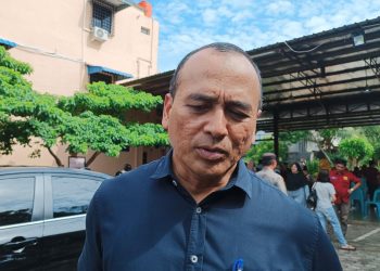 Dirut BUMD Tanjungpinang, Windrasto Dwi Guntoro saat Diwawancarai, foto: Mael/detak.media