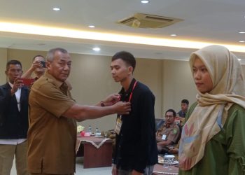 Asisten III Bidang Administrasi Umum, Pemkab Natuna, Tasrif saat membuka pelatihan yang digelar oleh Dinas Pariwisata Natuna (foto : ist)